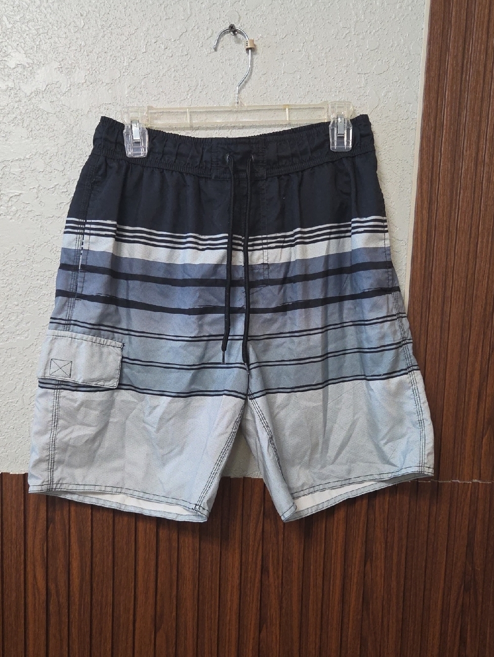 Men's Black & Gray Striped Cargo Swim Trunks Small Sz [1258]